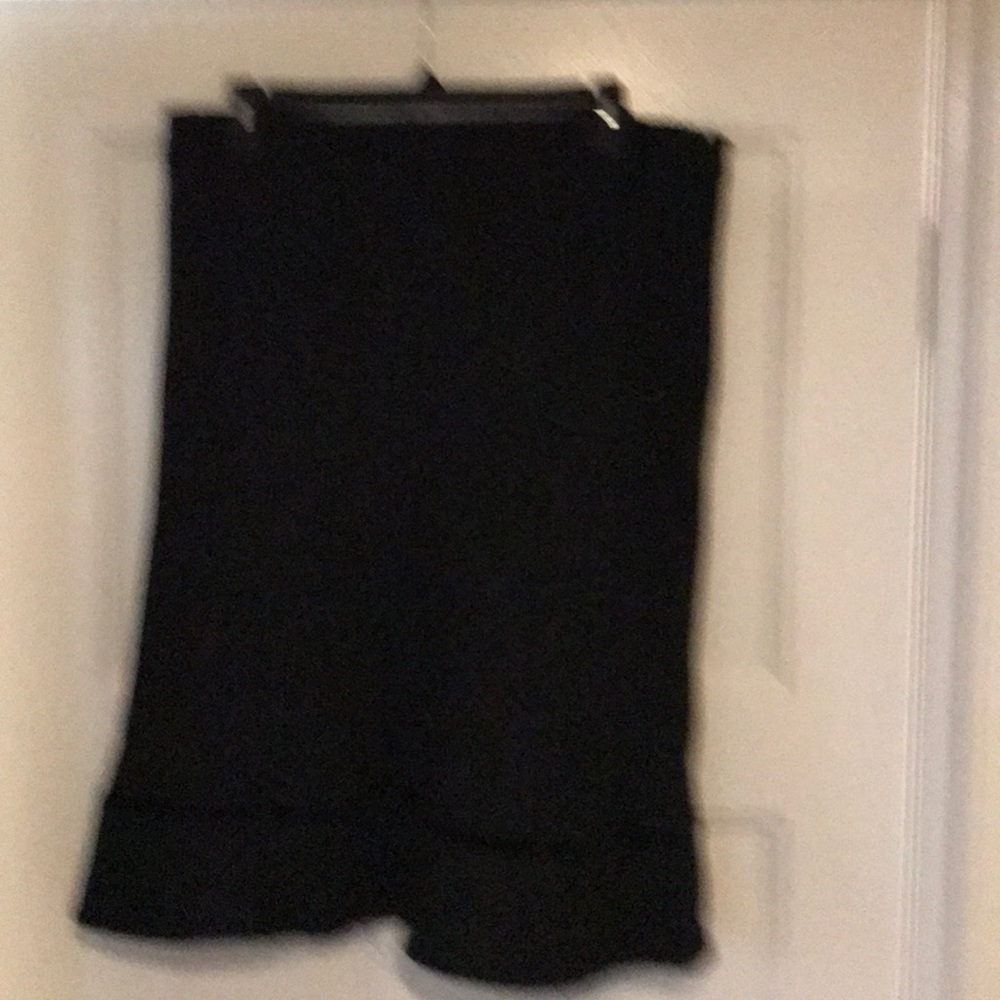A skirt wool and polyester from the gap